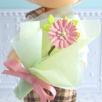 【あわせ買い限定】ミニチュア　1本のガーベラの花束・ピンク　ドール用　ぬい用