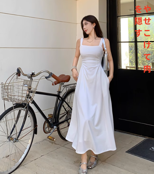 気品ヘップバーン風ウエスト収納キャミソールワンピース女夏2025新型着痩せ高級感a字ロングスカート