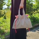 リネンの巾着トートバッグ　ナチュラル×ピンク