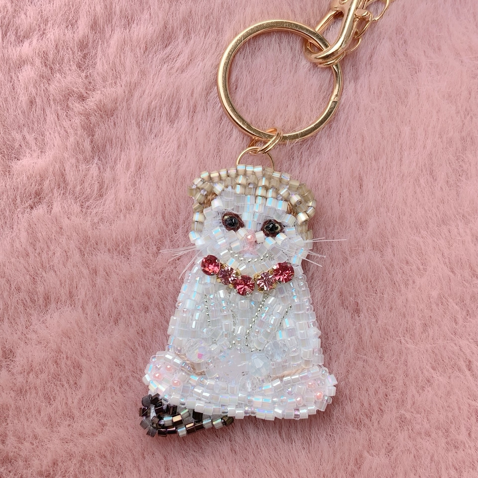 楽天市場】猫キーホルダー シルク両面刺繍 ラグドール キャット