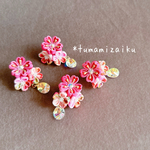 *tumamizaiku つまみ細工のピアス　華（さくら
