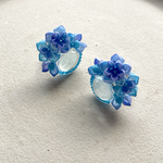 つまみ細工のお花とブルートパーズのピアス