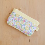 リバティ おくすりポーチ Besty（ベッツィ）イエロー