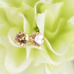 希少石！ヘリオドールのひと粒ピアス 4mm｜選べるピアス金具 アレルギー対応