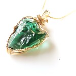 アンダラクリスタル　エメラルドシフト「Dragon　Heart」　ペンダント