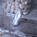 【Distortion】　歪みパールの金属アレルギー対応ステンレスリング　（淡水パール使用）