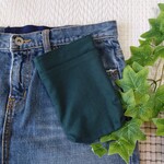 スマホが入る 移動ポケット タテ 縦型 ふた無し 無地 グリーン キャンバス生地 × 深緑色 大人にも スマホポーチ