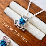 カボチャの馬車London blue topaz necklace