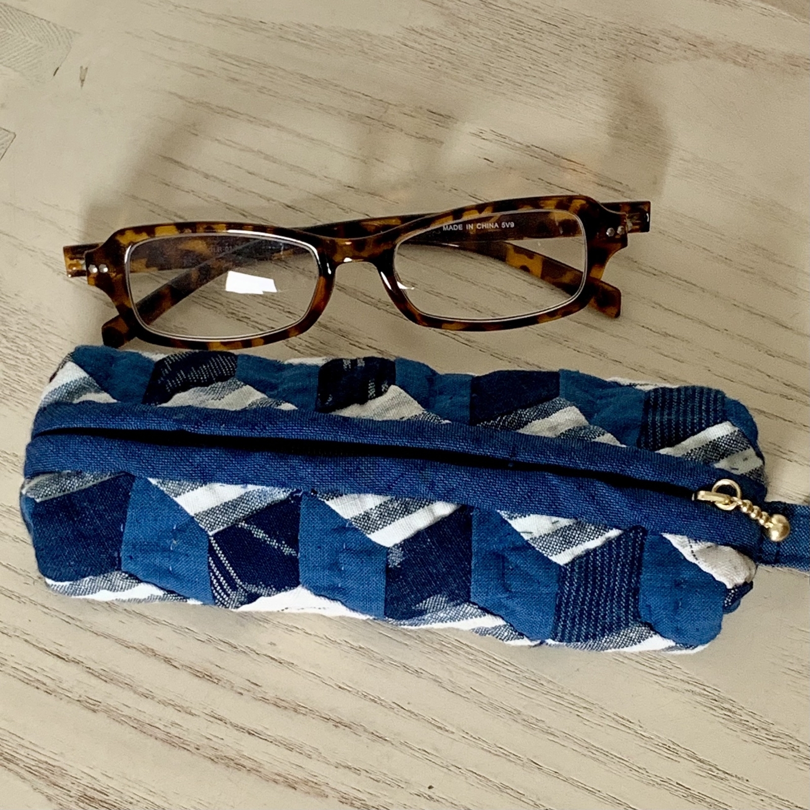 専用まとめ商品。刺し子　絣　古布　パッチワークハンドメイド巾着 ✴︎✴︎久留米絣✴︎✴︎藍染絣パッチワーク&刺し子 和の手さげ