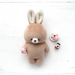 うさぎのぬいぐるみ