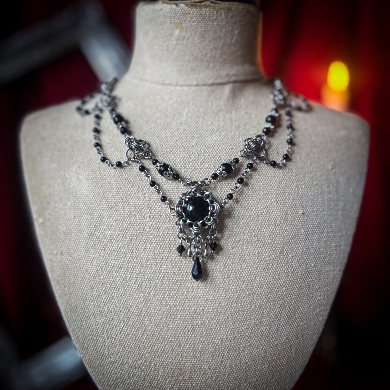 鏡の侍女の遺品（The Keepsake of the Mirror Maid） - shady-闇 