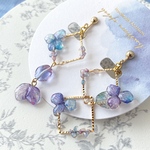 梅雨の紫陽花のアシンメトリーピアス