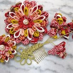 ＃＃＃様専用　つまみ細工♪キュート赤系絞り3点セット　大小お花+