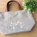 刺繍ミニバッグ　マーガレット