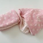 特別ご奉仕品！　ガーゼケット　ピンクストロベリー　おしゃれ　ユニセックス　ハンドメイド　ひざかけ　カフェマット　お祝い　出産準備　枕カバー