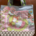 女の子柄ホリーちゃんバッグ