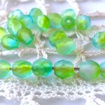 FP すりガラス　緑黄緑　チェコビーズCzech Glass Beads20個