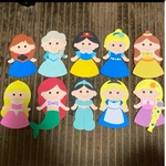 壁面　プリンセス風　画用紙