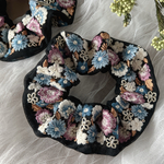 【シュシュ･05】インド刺繍リボン🎀ブラック／小花刺繍