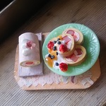 再販売なしSALE💓🌈  ミニチュア  ドールハウス  スイーツ  ケーキ  ロールケーキ カフェ