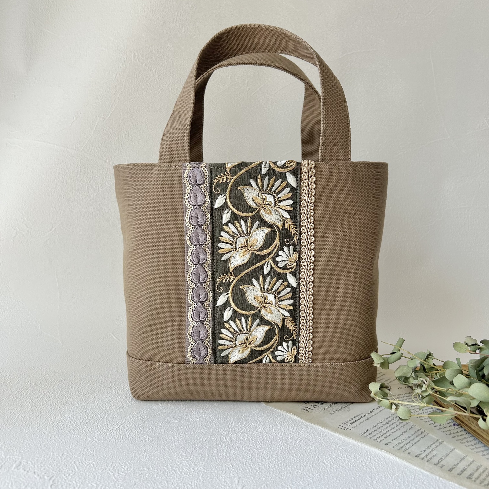 トートバッグ　インド刺繍ハイクラスピンク　ハンドメイド 楽天市場】トートバッグ パッチワーク インド刺繍 エスニック