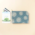 母子手帳ケースM＊あじさい 紫陽花　くすみブルー＊ラミネート生地B6サイズ７ポケット 薬手帳ケース 通院ケース