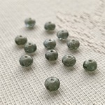 雨のアスファルト　チェコビーズ　3X5mm　12個