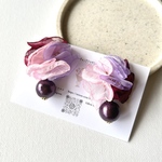 🩷💜🌸3色シフォンフラワーと雪だるまコットンパールピアス