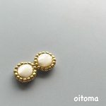 《NEW》【５月】６月の誕生石　マザーオブパール×ゴールド一粒ビーズ刺繍ピアス/イヤリング