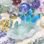 Uo540［クォーツ］宇宙を宿すガラスのウミウシ