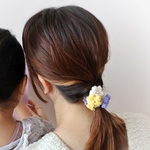 新色♡お花いっぱいの編みシュシュ＊パンジーカラー