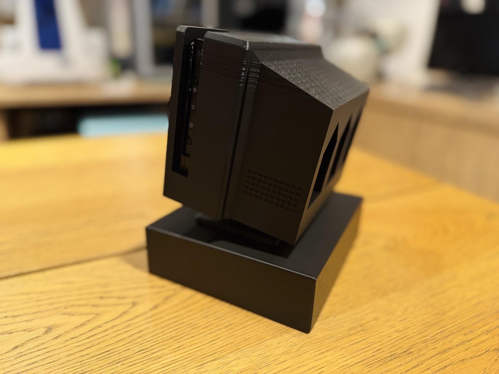 レトロPC風Nintendo Swichスタンド - デジタルものづくり工房