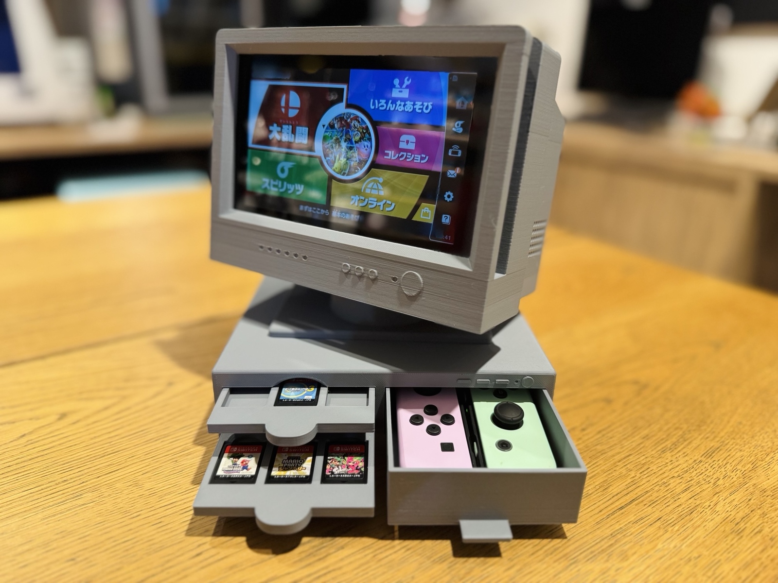 レトロPC風Nintendo Swichスタンド レトロPC風Nintendo Swichスタンド - デジタルものづくり工房