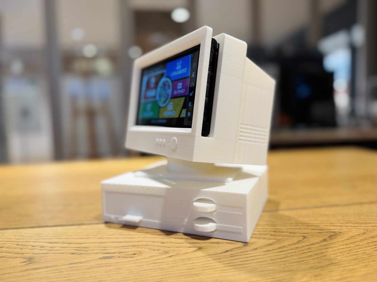レトロPC風Nintendo Swichスタンド - デジタルものづくり工房