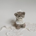 小さな猫のぬいぐるみ