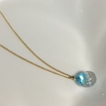 一粒のしずく☆ガラス玉のネックレス 水色＊クリア
