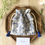 〜手刺繍/フリル巾着〜（ボタニカルblue.パール）