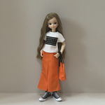 22cmドールサイズ　リカちゃん　Tシャツとオレンジのロングスカートとトートバッグのセット　