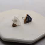 シーグラスとシー陶器の金継ぎピアス　j