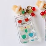 【メロンクリームソーダ×くま】　くまもちグミトレー　くまグミ　しゃかしゃかグミ　レジン　シャカシャカキーホルダー　シェイカー　シェイカーキーホルダー　あにまるアイスクリーム　さくらんぼ