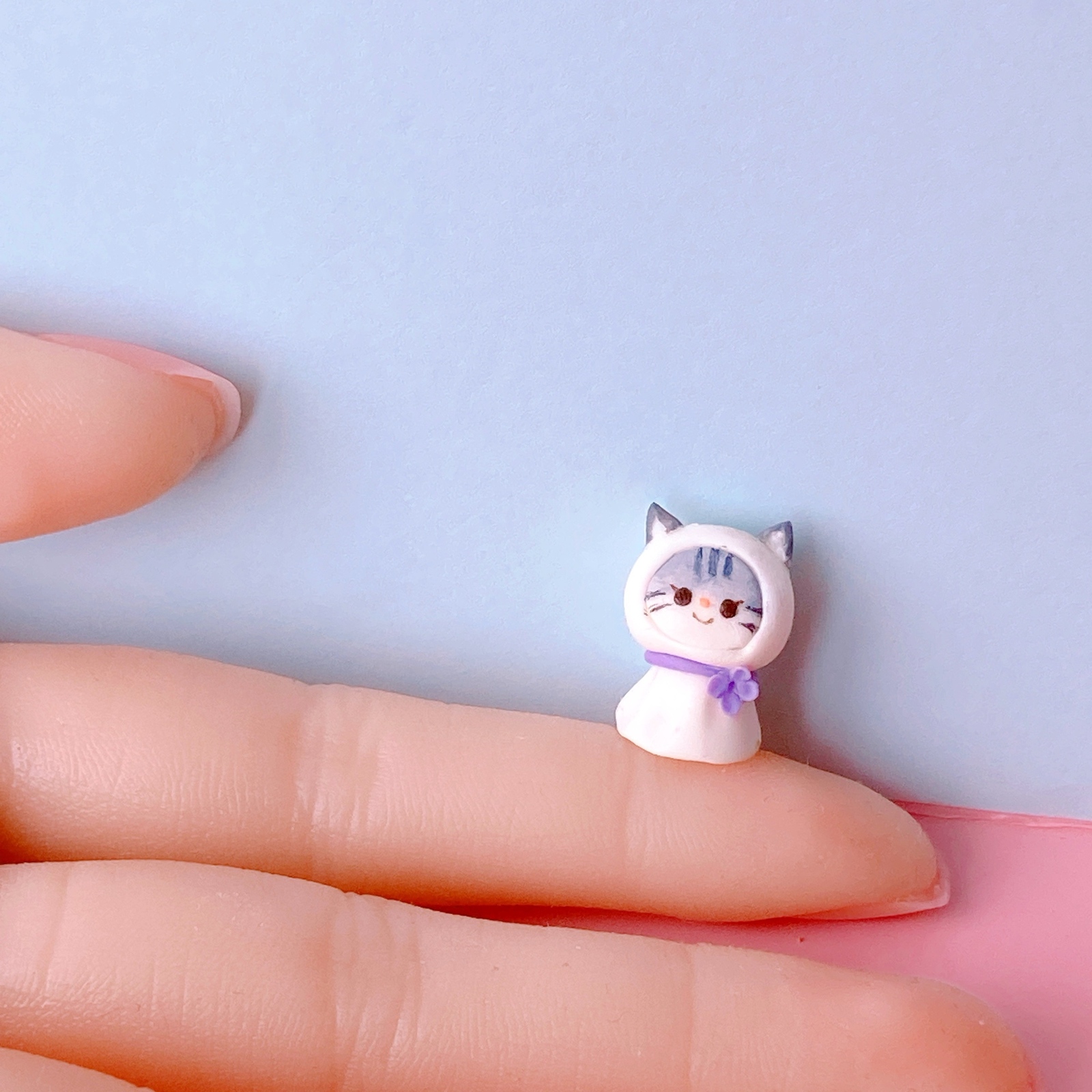 女の子とうさぎ、てるてる坊主パネル生地　ハンドメイド ミニチュア 動物てるてる坊主さん ハンドメイド - Yubirobo House's