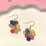 《送料無料🌿》ポップなピアス🍬/フックピアス/ガラスビーズアクセサリー/ガラスビーズピアス/アクセサリー/夏のイヤリング/カラフル