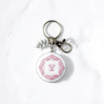 【期間限定モニター価格】イニシャルが選べる | 青森の伝統刺繍 「こぎん＆菱刺し」のキーホルダー | 360度かわいい | 無料ラッピング対応