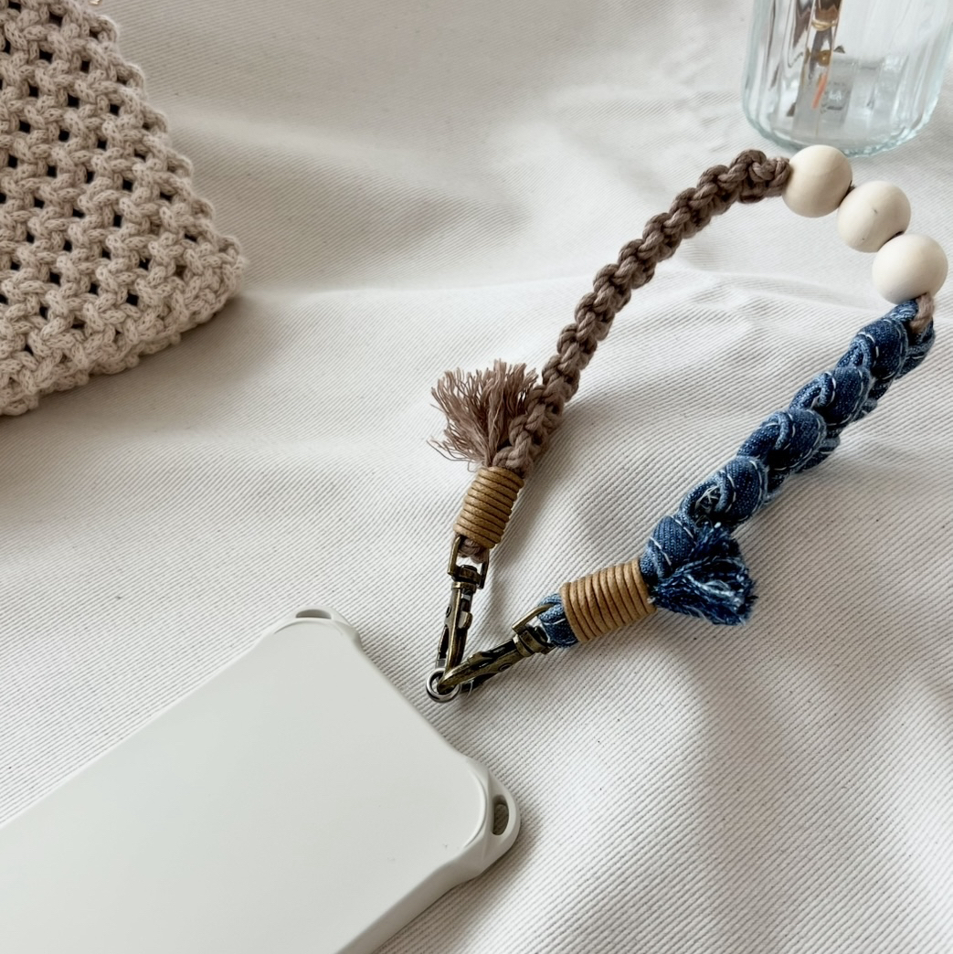 Caramel3WAYウッド ビーズ スマホ ショルダー リスト ストラップ DUSK☆3WAY☆ウッド ビーズ スマホ ショルダー ネック ハンド