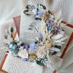 ドライフラワーの三日月リース《夢見月》淡色リース 母の日ギフト フラワーギフト プレゼント ナチュラルインテリア プリザーブドフラワー ドライフラワーギフト 花ギフトフラワーインテリア 