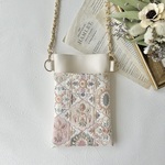 インド刺繍生地のスマホポシェット　【ホワイト】