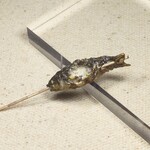 【再販】約1/6サイズ　ミニチュアフード　焼き魚　食べかけ