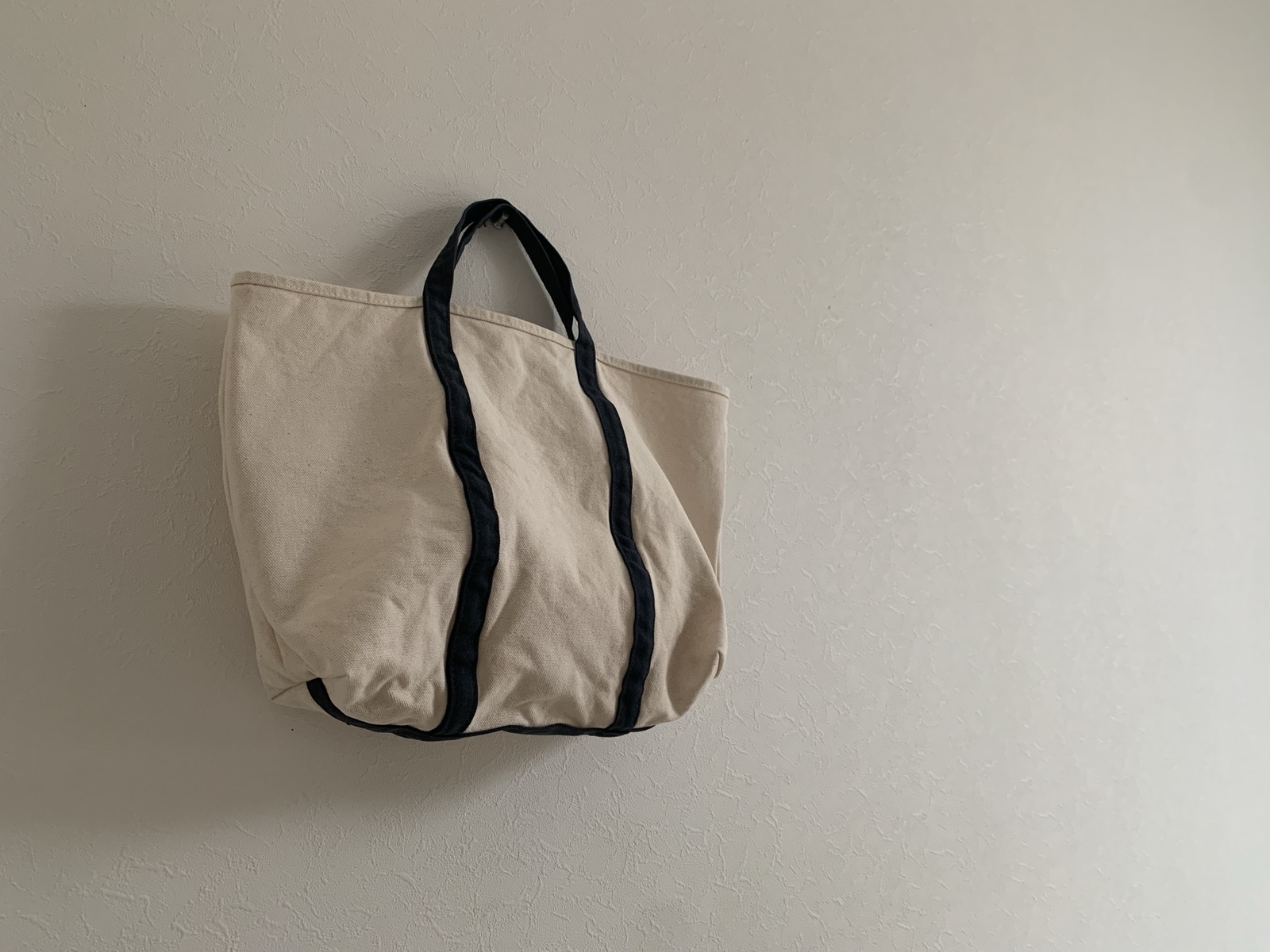 帆布　BASIC TOTE 生成り×スモークネイビー(M)