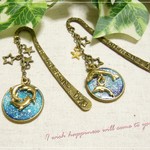 ☆キラキラレジンの夜空シリーズ☆～イルカのブックマーク～