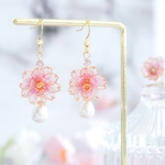 八重桜とパールビーズ(ピアス,イヤリング)